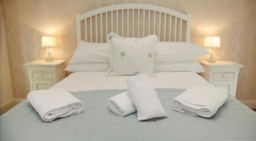 Photo of 4 Bed in Gower