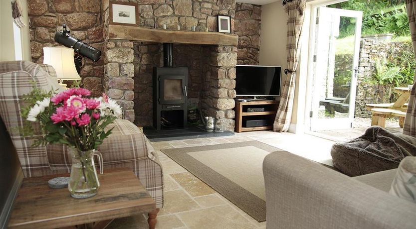 Photo of 4 Bed in Gower