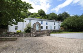 Photo of 4-bed-in-gower-8