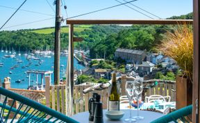 Photo of 2 Bed in Polruan