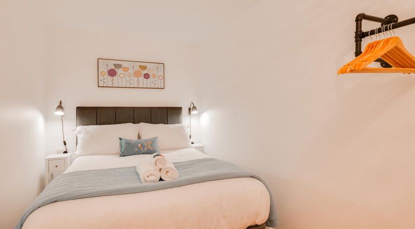 Photo of 1 Bed in Langland