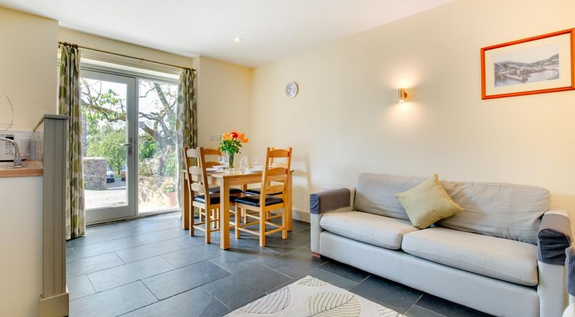 Photo of 2 Bed in Totnes