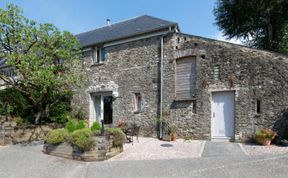 Photo of 2 Bed in Totnes