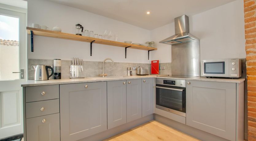 Photo of 1 Bed in Holt