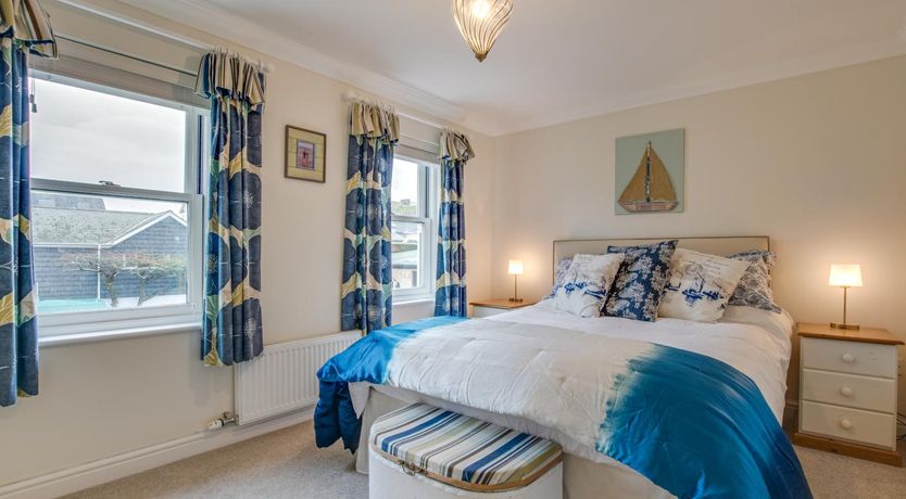 Photo of 2 Bed in Seaton