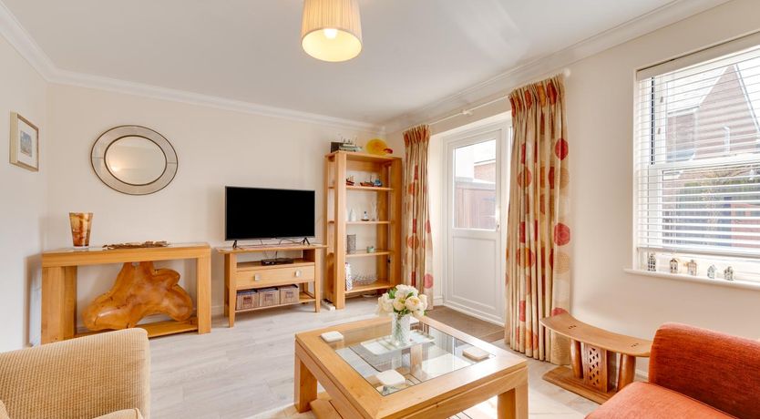 Photo of 2 Bed in Seaton