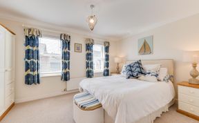 Photo of 2 Bed in Seaton