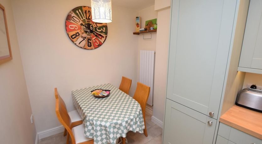 Photo of 2 Bed in Seaton