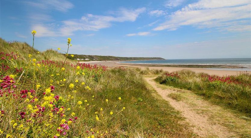 Photo of 4 Bed in Port Eynon