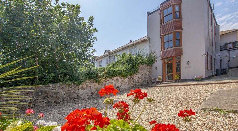 Photo of 1 Bed in Seaton