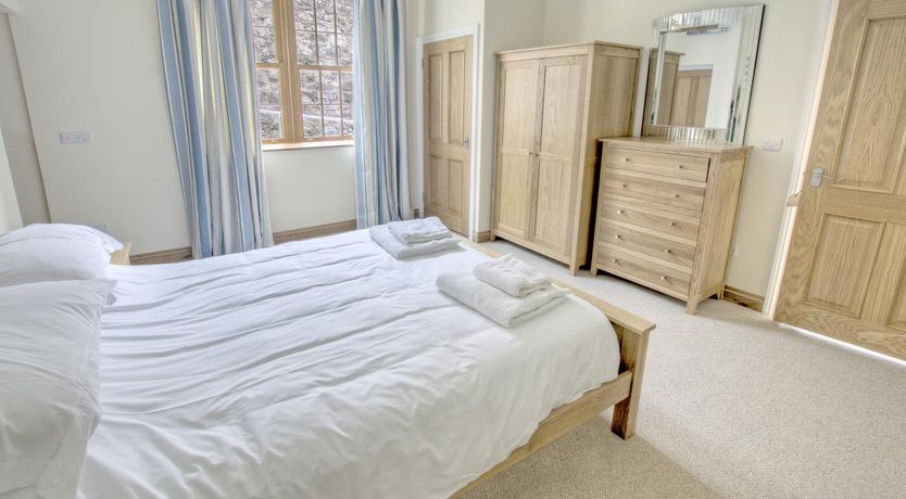 Photo of 1 Bed in Seaton