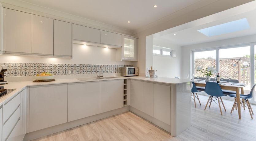 Photo of 3 Bed in Greatstone