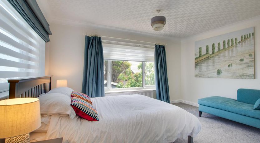 Photo of 3 Bed in Greatstone