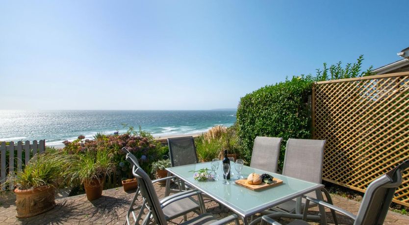 Photo of 3 Bed in Praa Sands