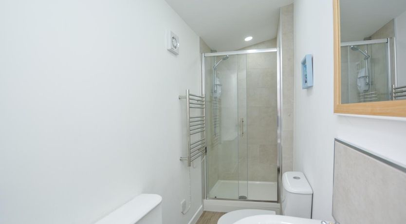 Photo of 3 Bed in Praa Sands