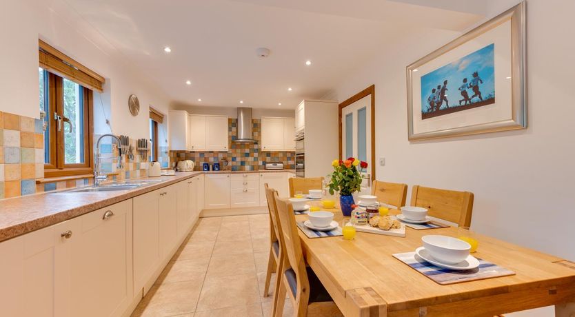 Photo of 4 Bed in Tresaith