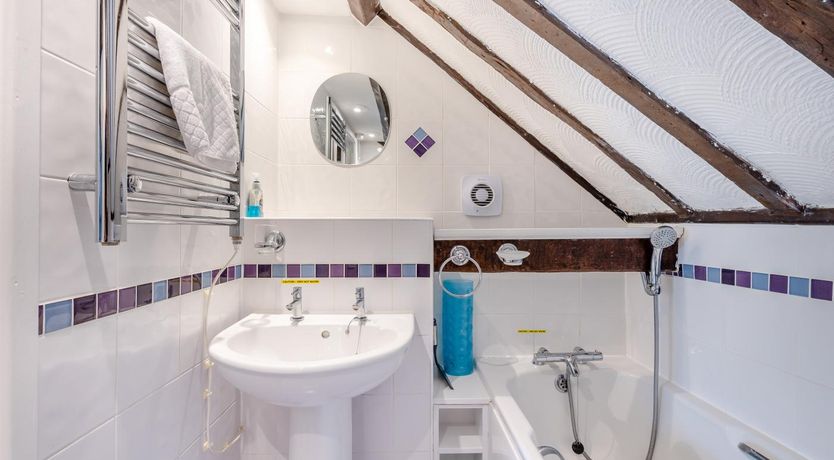 Photo of 1 Bed in Weybourne