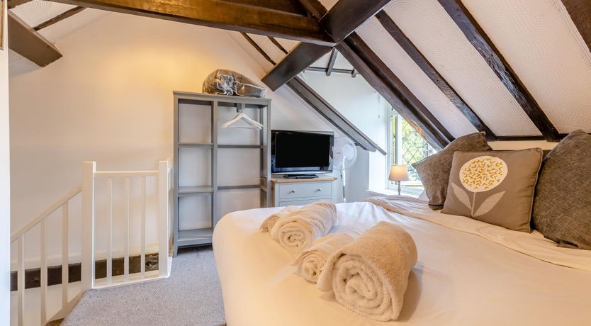 Photo of 1 Bed in Weybourne