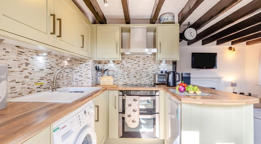 Photo of 1 Bed in Weybourne