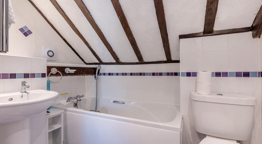 Photo of 1 Bed in Weybourne