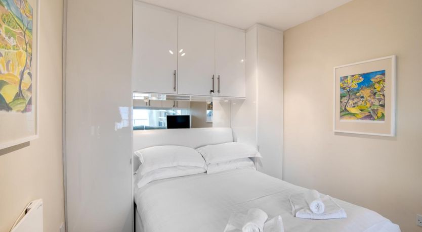 Photo of 1 Bed in Caswell Bay