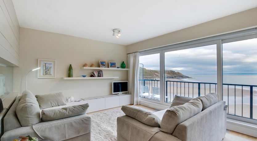 Photo of 1 Bed in Caswell Bay