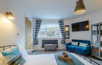 1 Bed in Menai Bridge Holiday Home