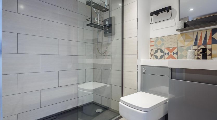 Photo of 1 Bed in Menai Bridge