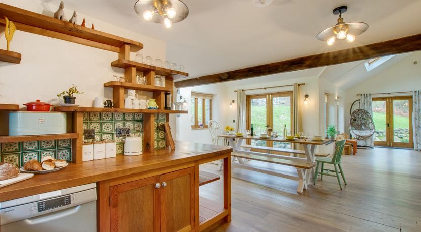 Photo of 5 Bed in Bethesda