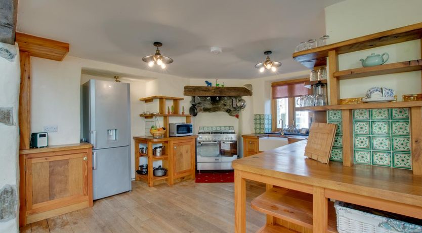 Photo of 5 Bed in Bethesda