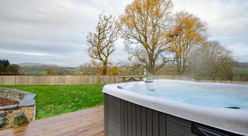 Photo of 3 Bed in Bala