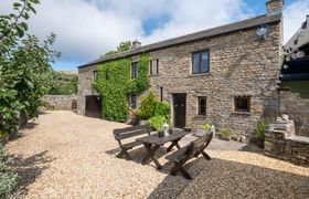 Photo of 3-bed-in-carperby-1