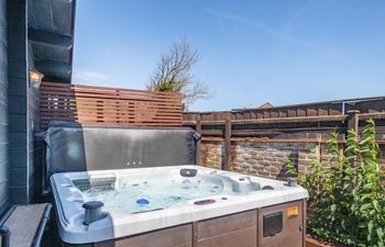 6 Bed in Bacton Holiday Home