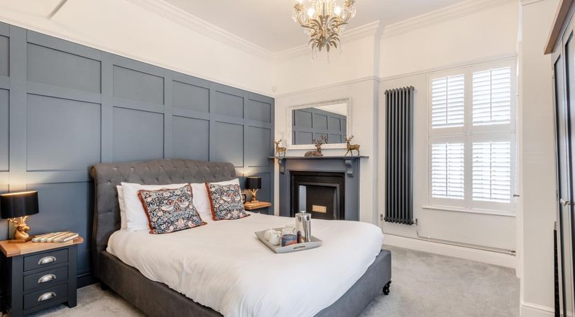 Photo of 6 Bed in Bacton