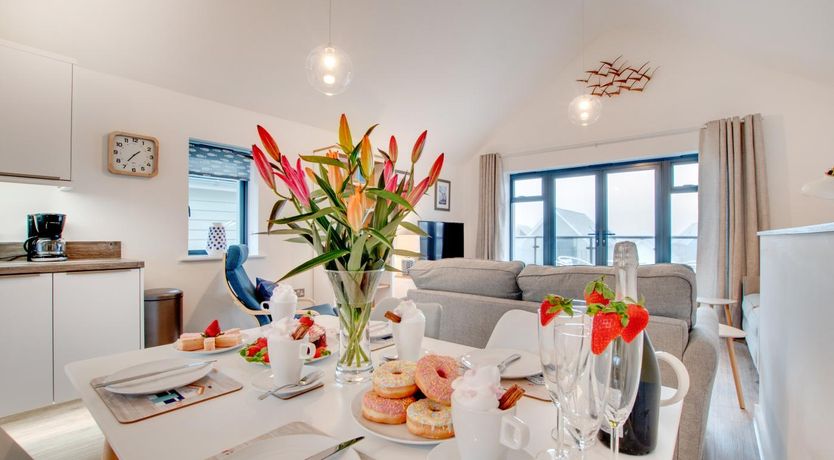 Photo of 2 Bed in Westward Ho!