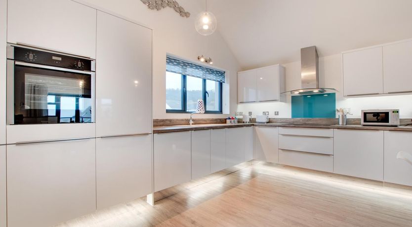 Photo of 2 Bed in Westward Ho!