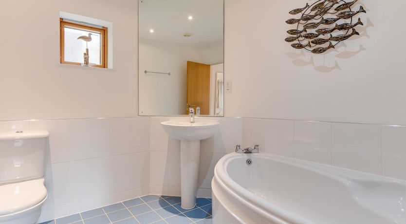 Photo of 2 Bed in Porthleven