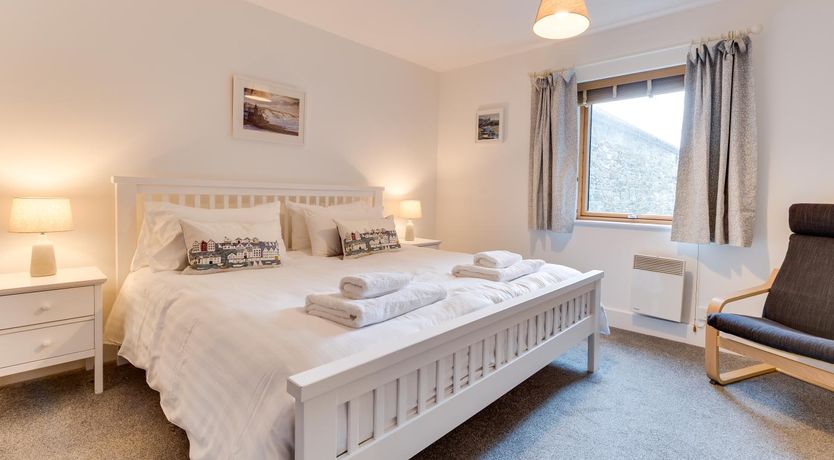 Photo of 2 Bed in Porthleven