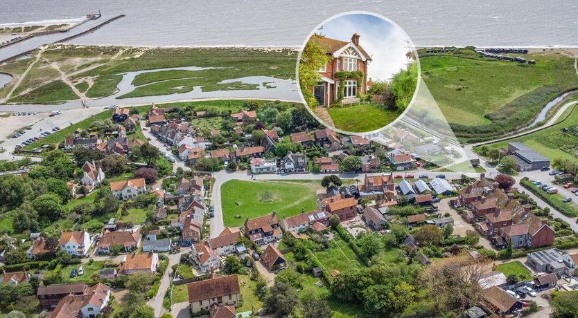 Photo of 5 Bed in Walberswick