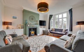 Photo of 5 Bed in Walberswick