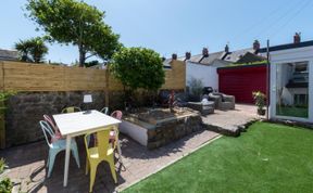 Photo of 4 Bed in Tenby