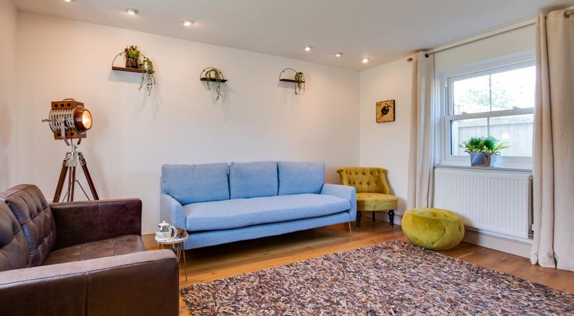 Photo of 3 Bed in Port Eynon