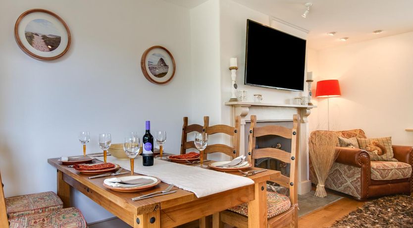 Photo of 3 Bed in Port Eynon