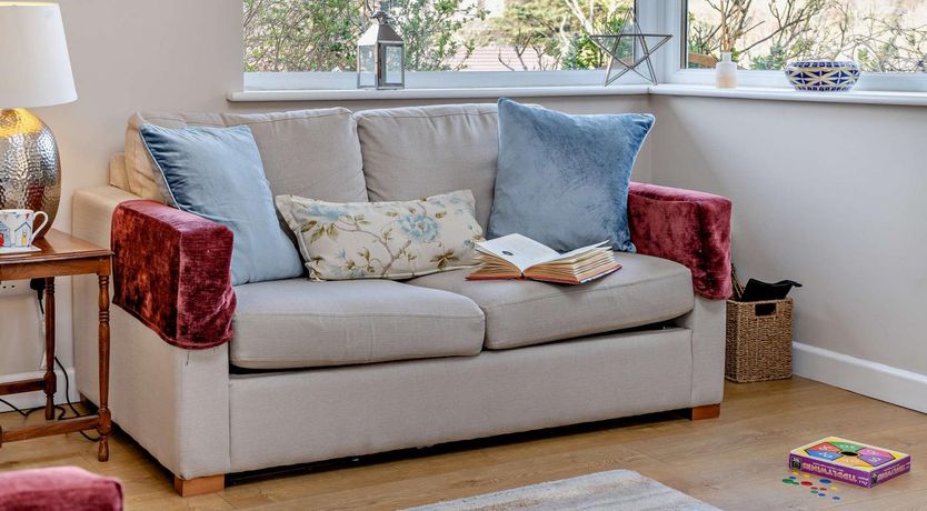 Photo of 2 Bed in Mumbles