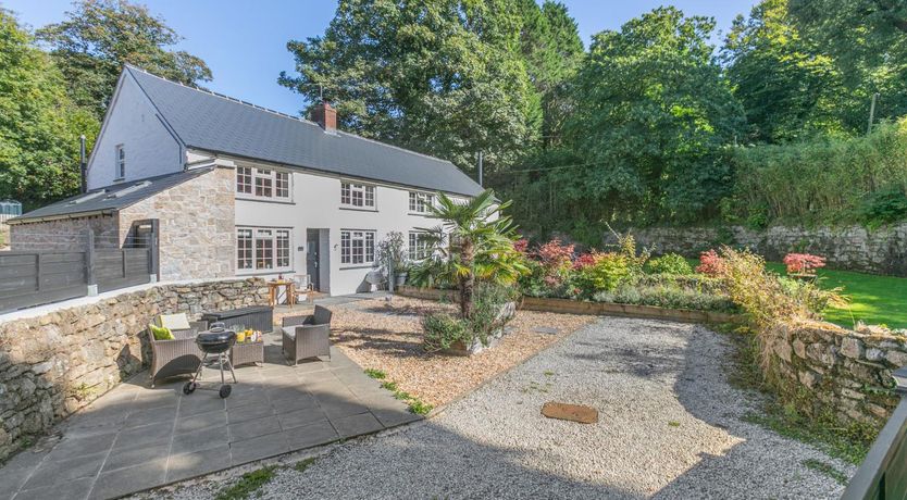 Photo of 3 Bed in Sithney