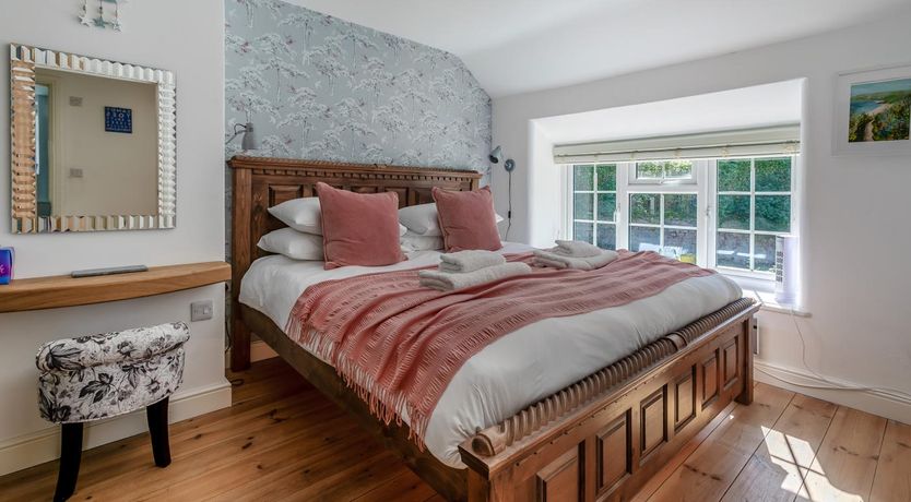 Photo of 3 Bed in Sithney