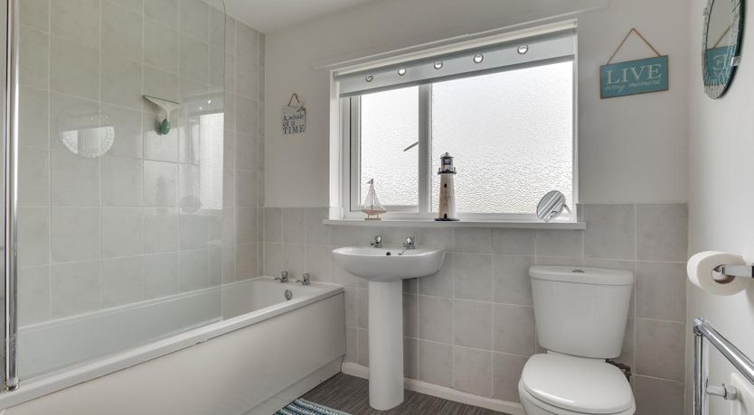 Photo of 3 Bed in Lucker