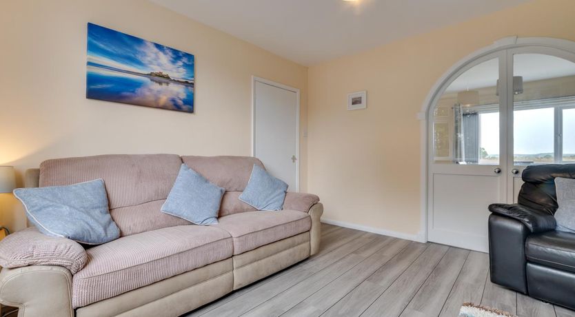Photo of 3 Bed in Lucker