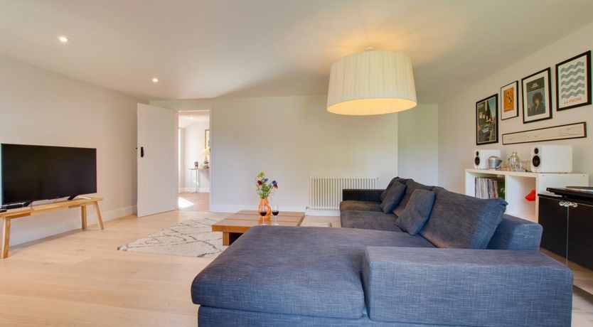Photo of 5 Bed in Southrepps