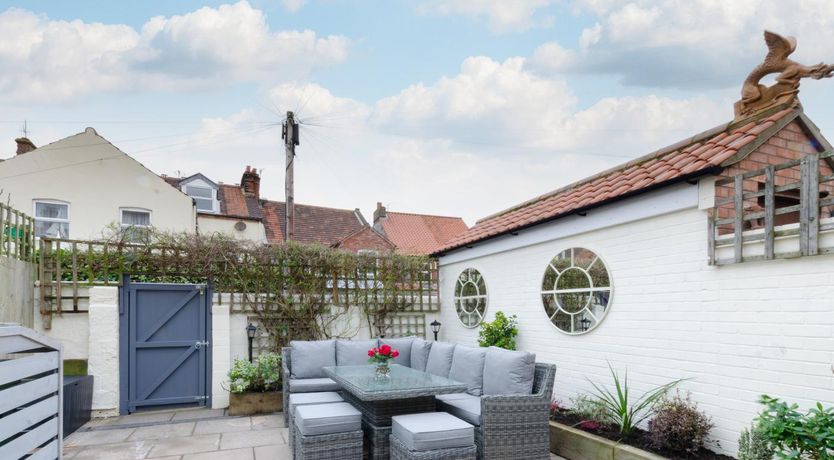 Photo of 5 Bed in Sheringham